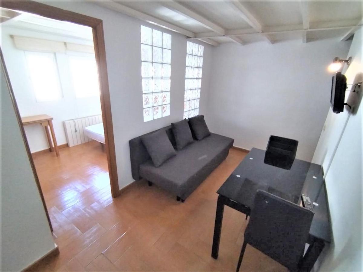Puerta Del Sol - Plaza De Santa Ana Apartments Madrid Extérieur photo